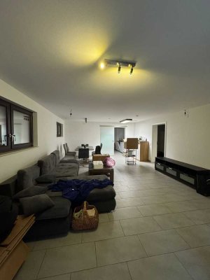 Neuwertige 1,5-Raum-Wohnung mit Einbauküche in Bühl