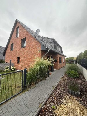 Vordere Doppelhaushälfte Lauenau