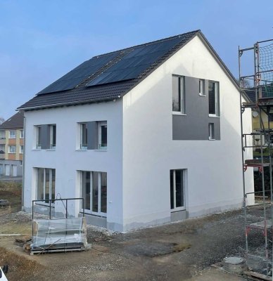 143 m² Doppelhaus in Wülfrath – QNG-Förderung nutzen, steuerlich sparen – fast ausverkauft