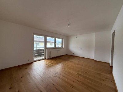 4-Zimmer Wohnung mit Balkon und Garage