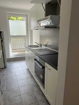 Exklusive, renovierte, volleingerichtete 1.5-Zimmer-Wohnung ++Balkon