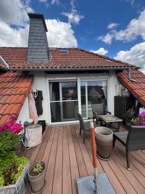 DG Wohnung mit großer Terrasse + 2 PKW-Stellplätze