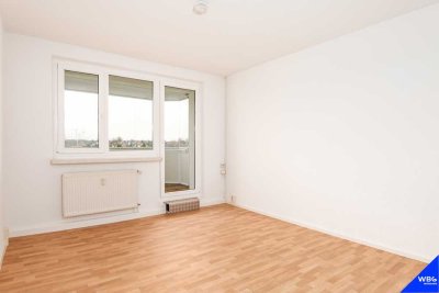 Geräumige 3-Raum-Wohnung mit verglastem Balkon*Duschbad*Bezugsfertig