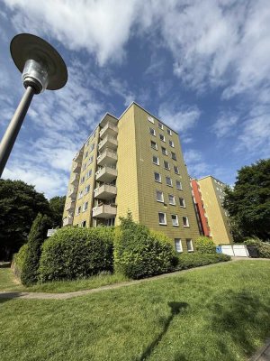 Frisch renovierte 4 -Zimmerwohnung mit Balkon in Gladbeck!