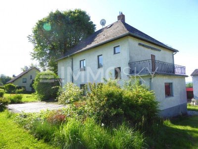 Ungeschliffenes Juwel mit 2 Wohneinheiten, großem Garten, Garage uvm.