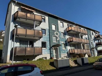 Helle Wohnung mit Wohn-Esszimmer, 1 Schlafzimmer, Balkon