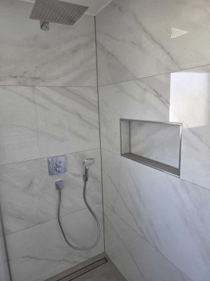 Stielvolle & Helle, 4,5 Zimmer-Wohnung im EG mit großem Süd-West -Balkon