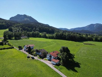 Großzügiges Wohnen mit atemberaubendem Bergpanorama