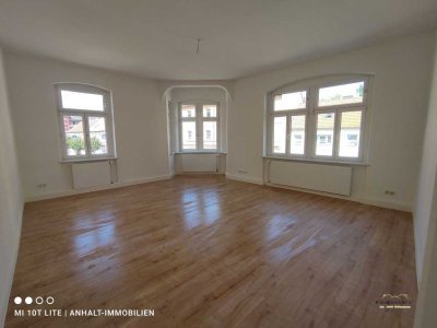 4-Raumwohnung mit EBK und Balkon zentral gelegen