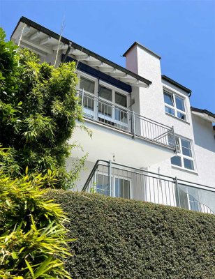 POCHERT IMMOBILIEN - Attraktive Doppelhaushälfte mit Sonnenterrassen und herrlichem Weitblick