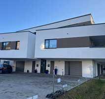 Helle 2-Zimmer-Wohnung mit Balkon