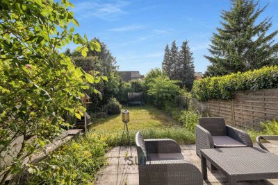 Attraktive Doppelhaushälfte mit großzügigem Platzangebot und großem Garten