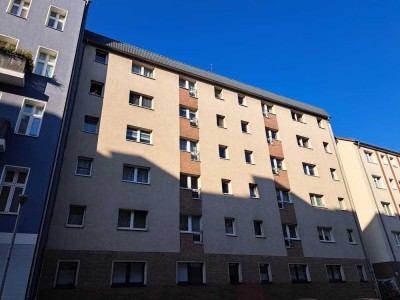 Gepflegte und vermietete 3-Zimmer-Wohnung mit Balkon
