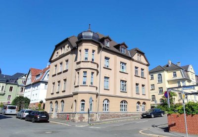 Kapitalanleger gesucht: Vermietete Altbauwohnung in denkmalgeschütztem Stadthaus so