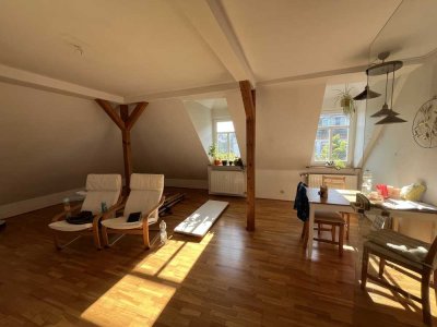 Weilburg Stadt, 3,5 ZKB, Gäste WC, Keller, PKW Stellplatz, Garten, Zentral Bhf, Schulen und KiTa