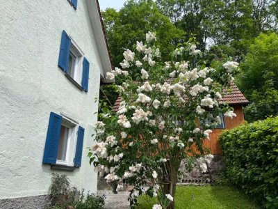 Romantisch am Waldrand - 2-Familienhaus plus Studio, Südseite!