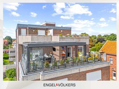 Komfortabel wohnen mit Stil: Kernsanierte Eigentumswohnung mit Sommergarten
