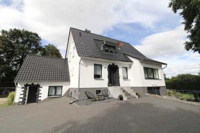 Architektur trifft Moderne - exklusives Einfamilienhaus in Langenhagen-Kaltenweide