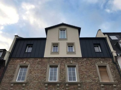 Schöne 2-Zimmer Altbauwohnung, zentrale Lage