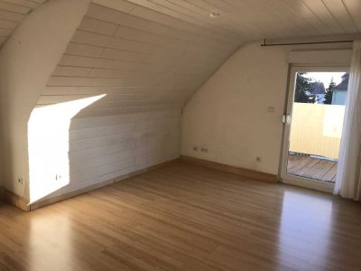 Modernisierte Wohnung mit drei Zimmern sowie Balkon und Aussenstellplatz in Heilbronn
