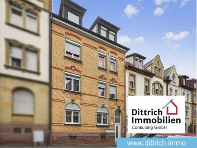 4- Familienhaus, saniert - leerstehend,  mit Hinterhaus & Potenzial für die ganze Familie