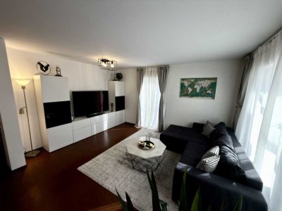 Charmante Eigentumswohnung mit Terasse,Aufzug,Fußbodenheizung,Kellerabteil und 2xTG-Stellplätze