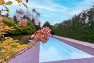 POOL SIDE LIVING I FAMILIENHAUS IM HERZEN VON MEERBUSCH-BÜDERICH