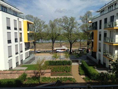 Günstige, neuwertige 3-Zimmer-Wohnung mit Balkon und EBK in Mainz