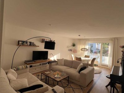 Schöne Wohnung in Othmarschen für zwei Jahre zu vermieten