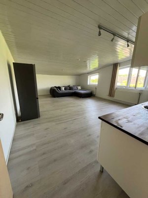 Attraktive 2-Zimmer-DG-Wohnung in Neustadt Duttweiler