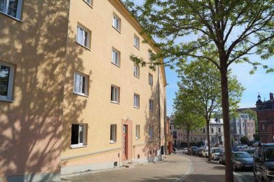 Schöne 3-Zimmer-Altbau-Wohnung in Top-Lage