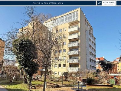 Moderne 3,5-Zimmer-Wohnung mit Panoramablick und Dach-Schwimmbad in Top-Lage von Landshut