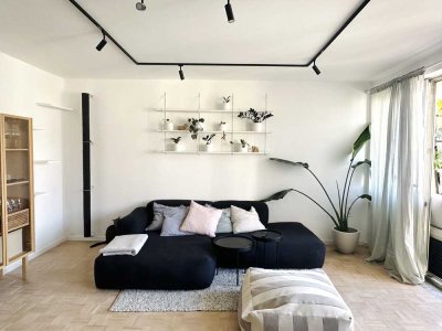 Stilvolle zwei Zimmer Wohnung in Schwabing West
