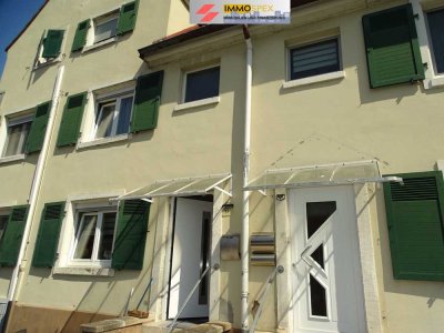 NEU: Renovierte DHH in Altweil in ruhiger Lage!