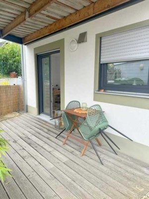 Ideal als Zweitwohnsitz: Apartment mit Terrasse, EEK A, mit Küchenzeile, etc., top-Lage + Parkplatz!