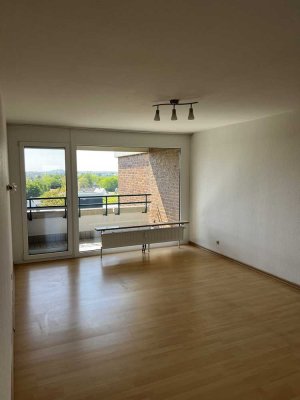 2-Zimmer-Penthousewohnung mit Balkon in Windberg
