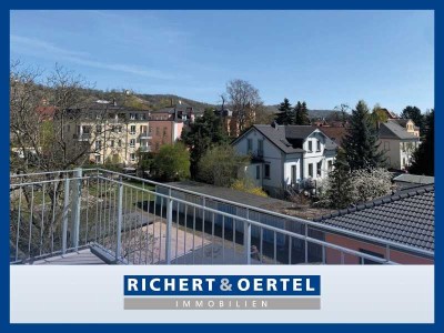 Sonnige Aussichten: Sanierte Balkonwohnung *VERMIETET* mit Klimaanlage und Stil