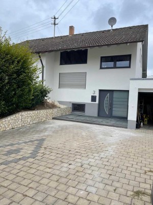 Einfamilienhaus mit Garten