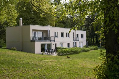 Bezauberndes Refugium im Schloßpark des "Jagdschloss zu Hohen Niendorf"  zum sofortigen Bezug