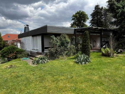 Exklusives Einfamilienhaus mit Wintergarten, Sauna & großem Gartenparadies in Dresden-Weixdorf