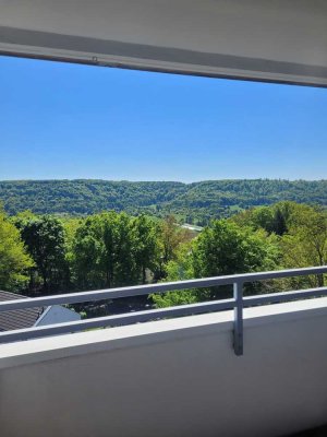 Etagenwohnung mit schönem Fernblick zu vermieten