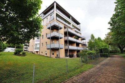 Altersgerechte und moderne 3,5-Raum-Wohnung in begehrter Lage