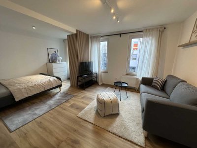 Stylische DG Wohnung in Top Lage -2-