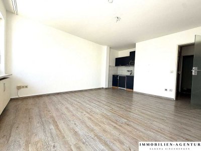 RESERVIERT - Attraktives Innenstadt-Apartment mit Balkon in Top-Lage von Weiden