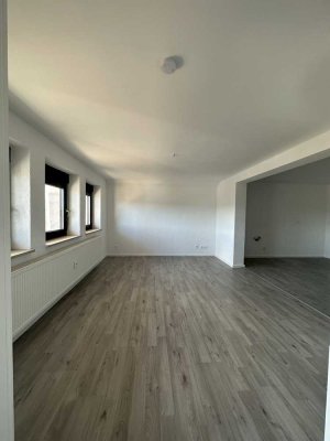 3-Zimmer-Wohnung, mit eigene Terrasse