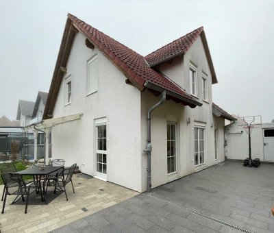 "Attraktives Einfamilienhaus in Malsch – Gebote ab 480.000 € willkommen!"