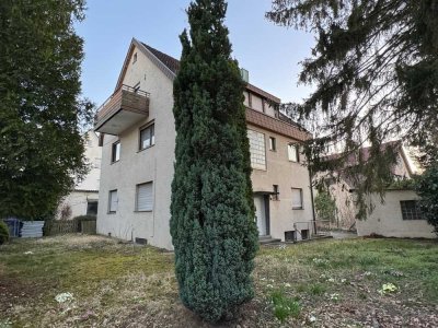 Ruhig gelegenes Mehrfamilienhaus mit Potenzial (zusätzliches Baufenster möglich)