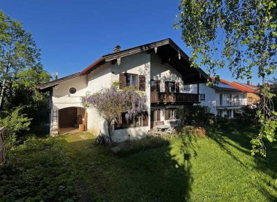 Einfamilienhaus mit Potential in ruhiger und zentraler Lage in Holzkirchen