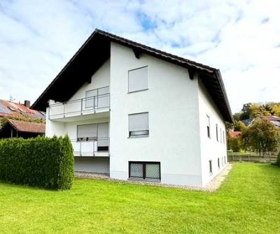 Einfamilienhaus mit großem Grundstück und ausbaufähigem Dachgeschoss