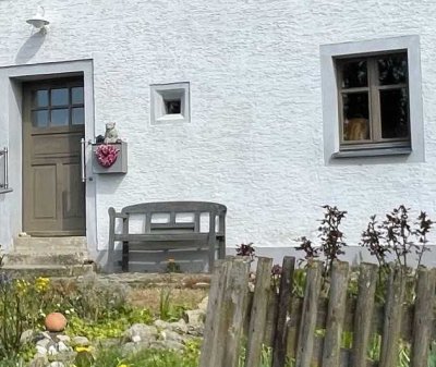 Charmantes Bauernhaus mit Hofstelle und großem Garten